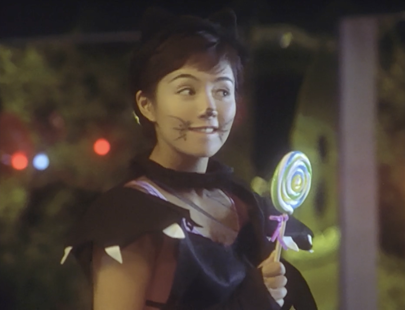 An actual "official" Halloween episode—at a time when Japan wasn't yet full-throttle into the holiday.